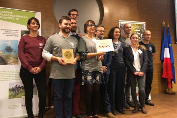 Valérie Belrose et Christophe Aubel ont remis le trophée de la Capitale française de la biodiversité 2018